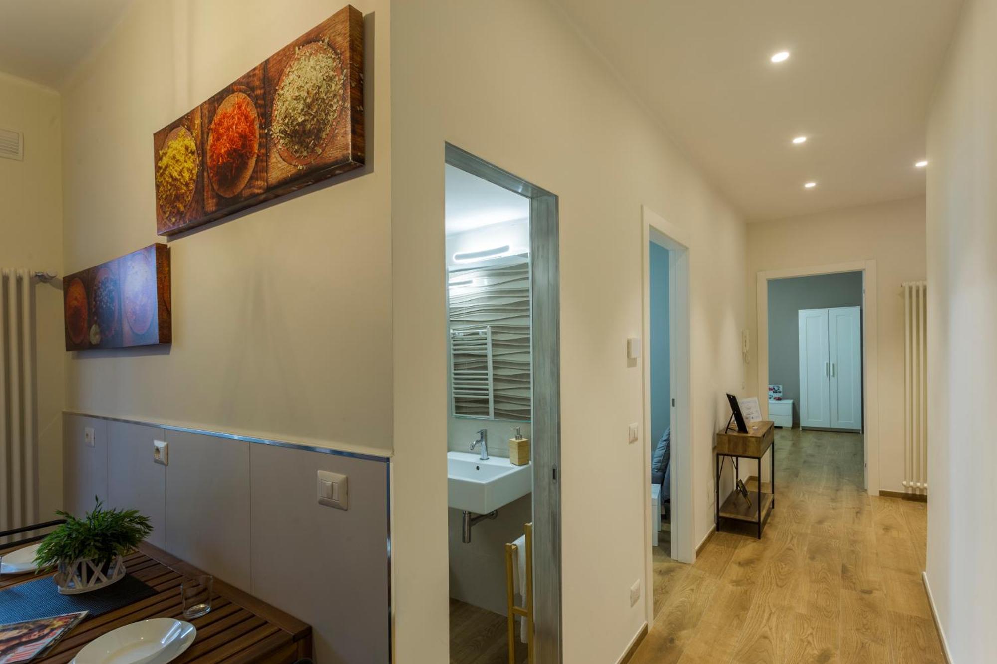 Apartment H49 *